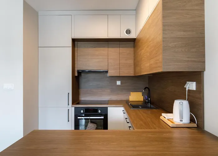 K39 Deluxe By Uniquerent