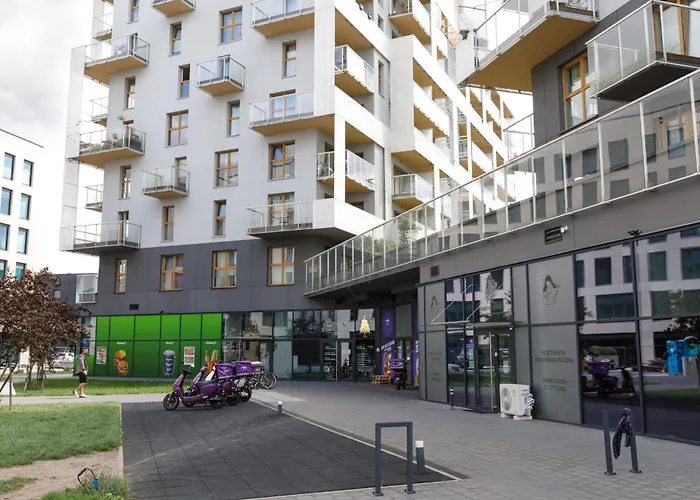 K39 Deluxe By Uniquerent