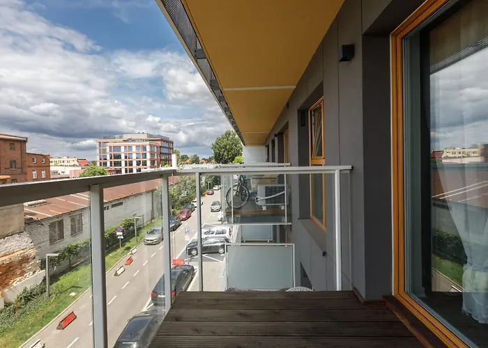 K39 Deluxe By Uniquerent ורוצלב