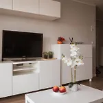 Apartment Krakowska 39 Deluxe With Balcony By Uniquerent *