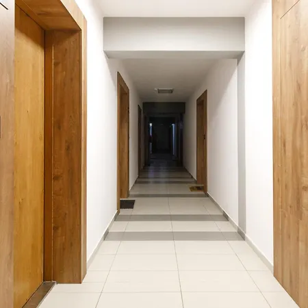 K39 Deluxe By Uniquerent Вроцлав