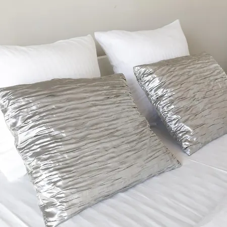 Апартаменты K39 Deluxe By Uniquerent