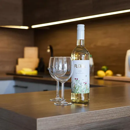 Διαμέρισμα Krakowska 39 Deluxe With Balcony By Uniquerent Βρότσλαβ